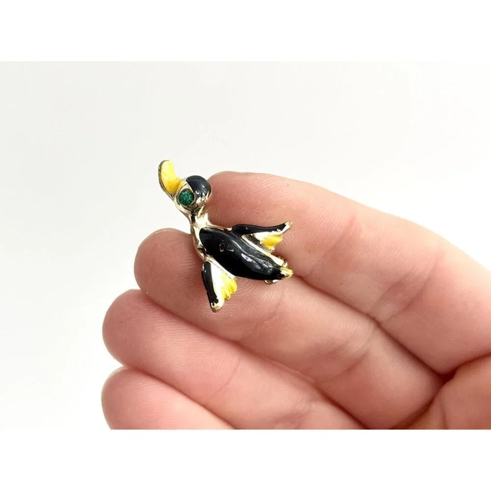 Duck in Flight Figural Enameled Gold Toned Vintage Costume Jewelry Brooch